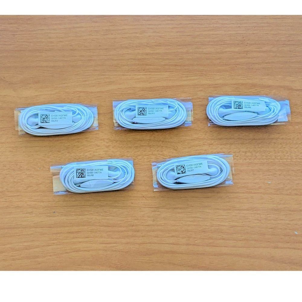 Lot #4 of 5 Samsung 3.5mm Stereo Handsfree Headset - White***
